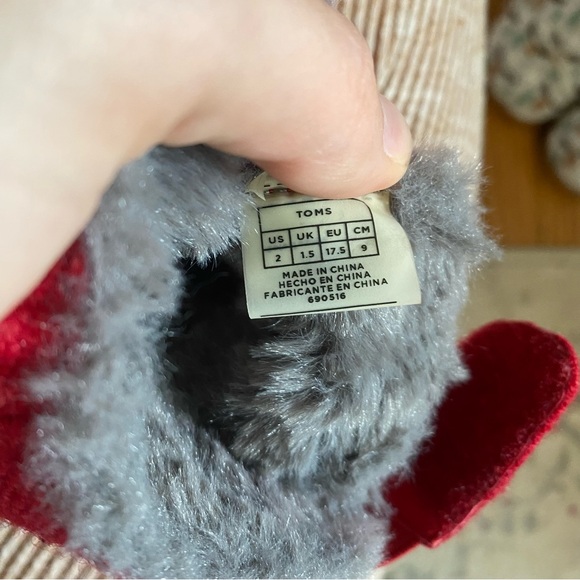 Baby Unisex Red Toms Boots - Picture 5 of 5